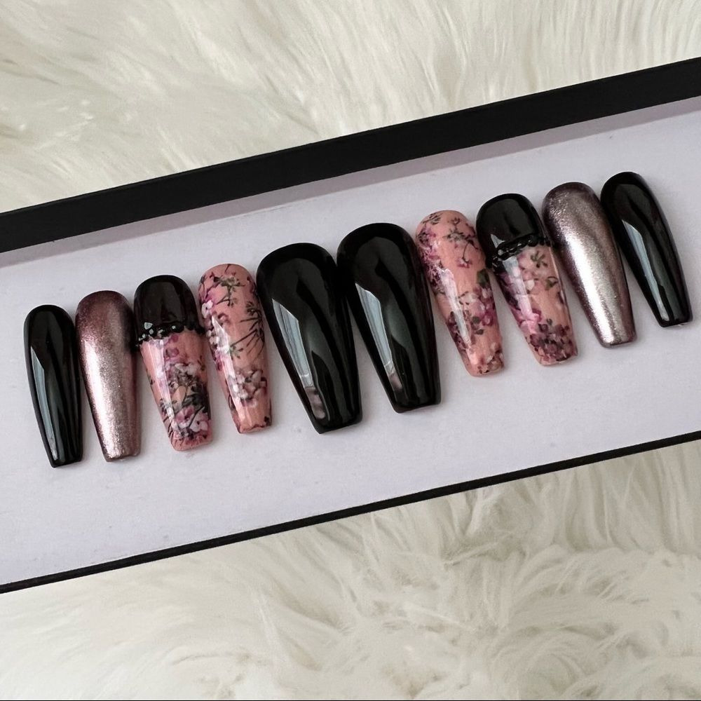 Black Garden Custom Press On Nails | High Quality Nails | Handmade